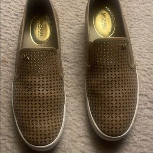 Women size 11 MK SHOES